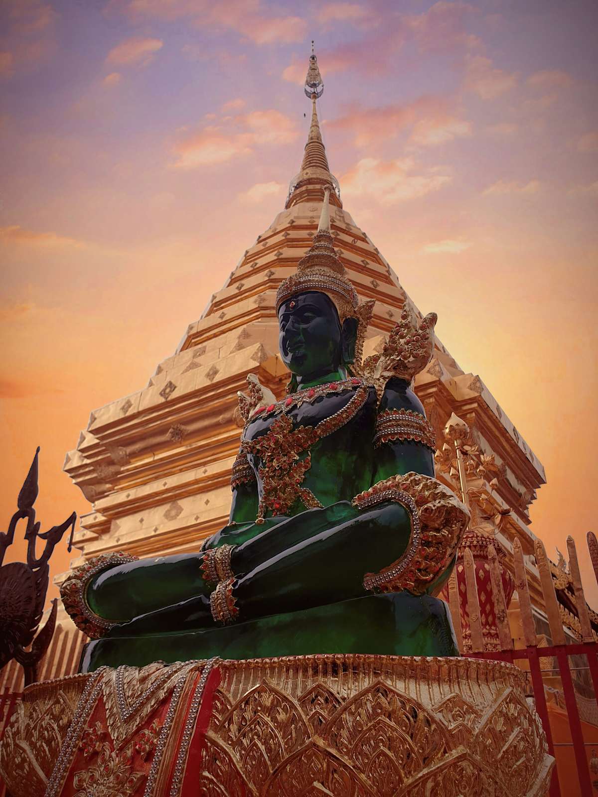 Iconic Thailand: A Luxury Escape photo 2