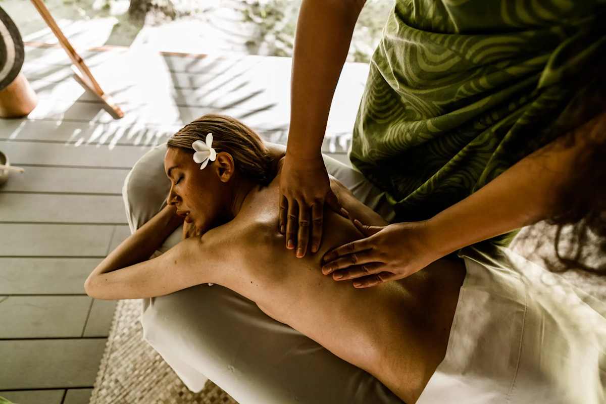 French Polynesia: VIP Island Experience photo 4