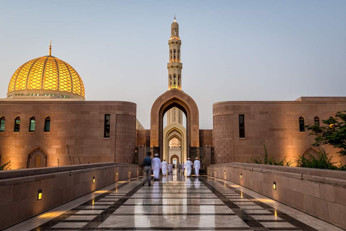 Pearls of Arabia: Abu Dhabi, Dubai, and Muscat  photo 5