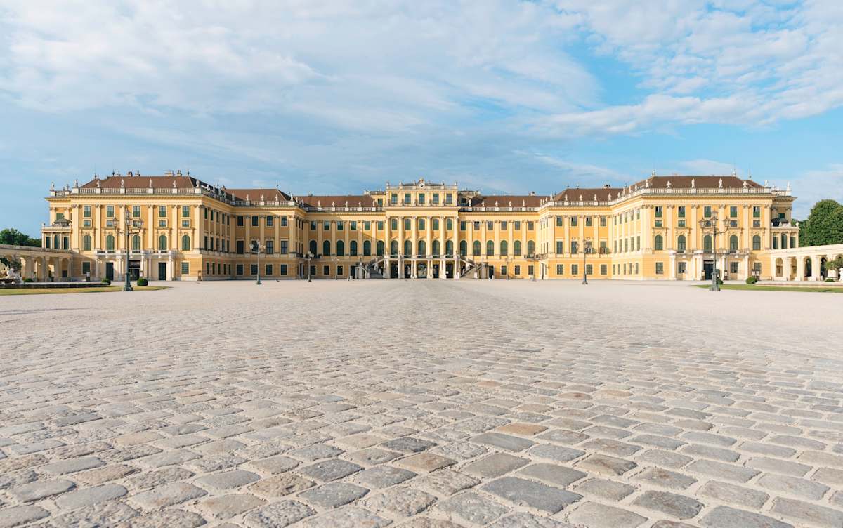 Austria Exclusive photo 3