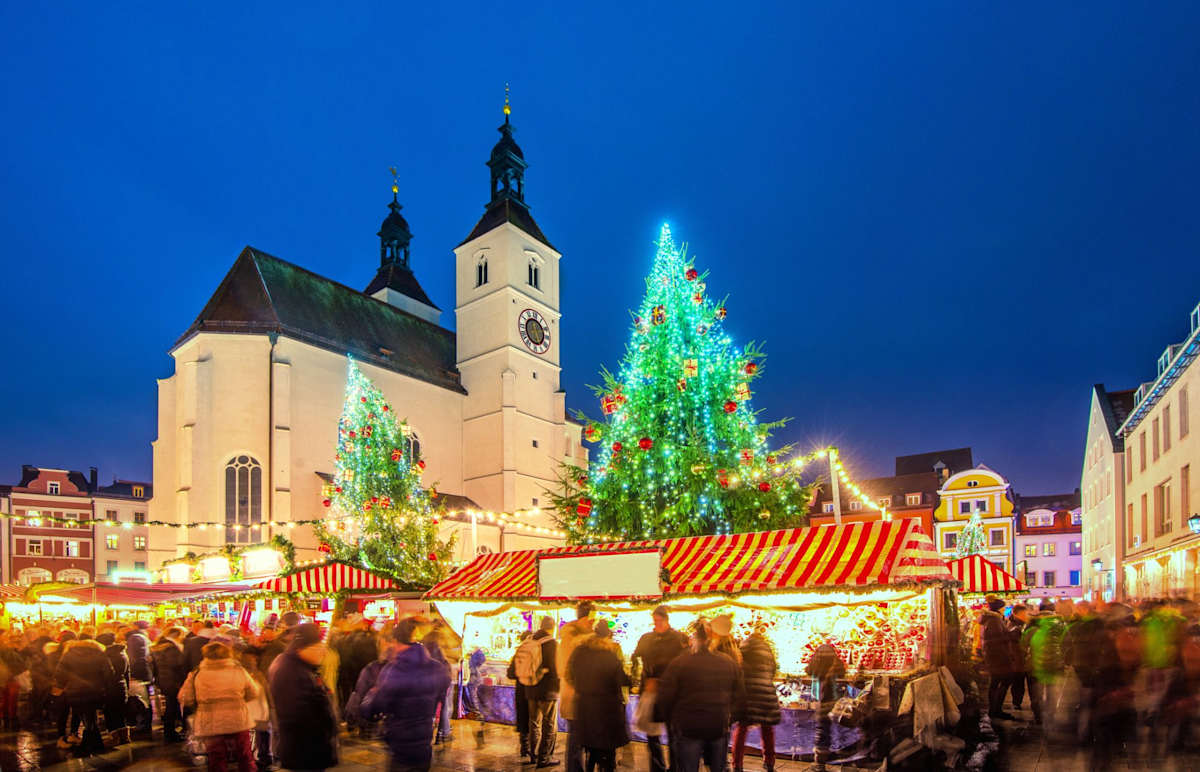 Christmas Markets Along the Danube photo 2