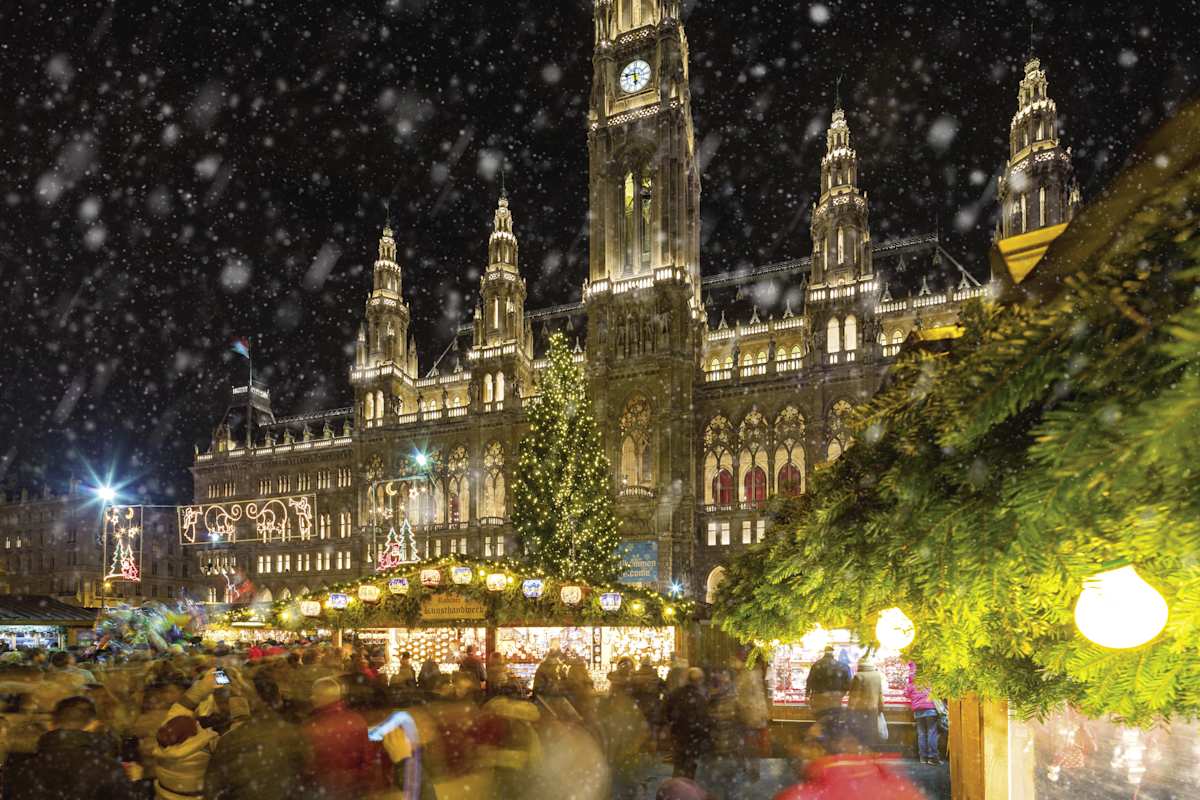 Christmas Markets Along the Danube photo 3