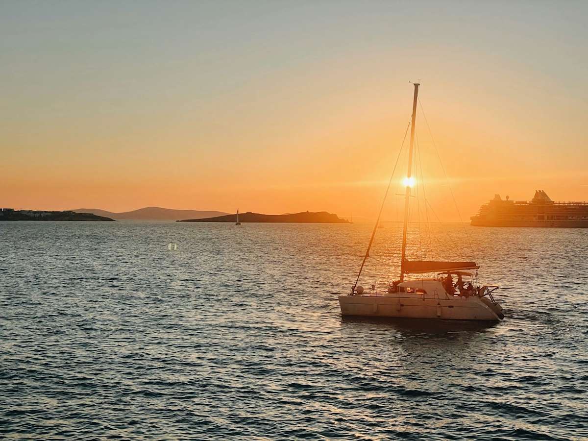Essential Greece: Athens, Mykonos & Santorini photo 9