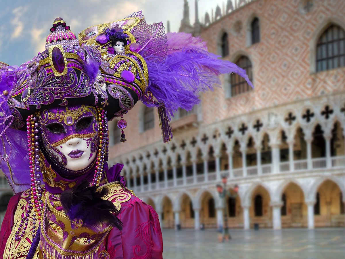 Venice Carnival: A Gala of Grandeur photo 6