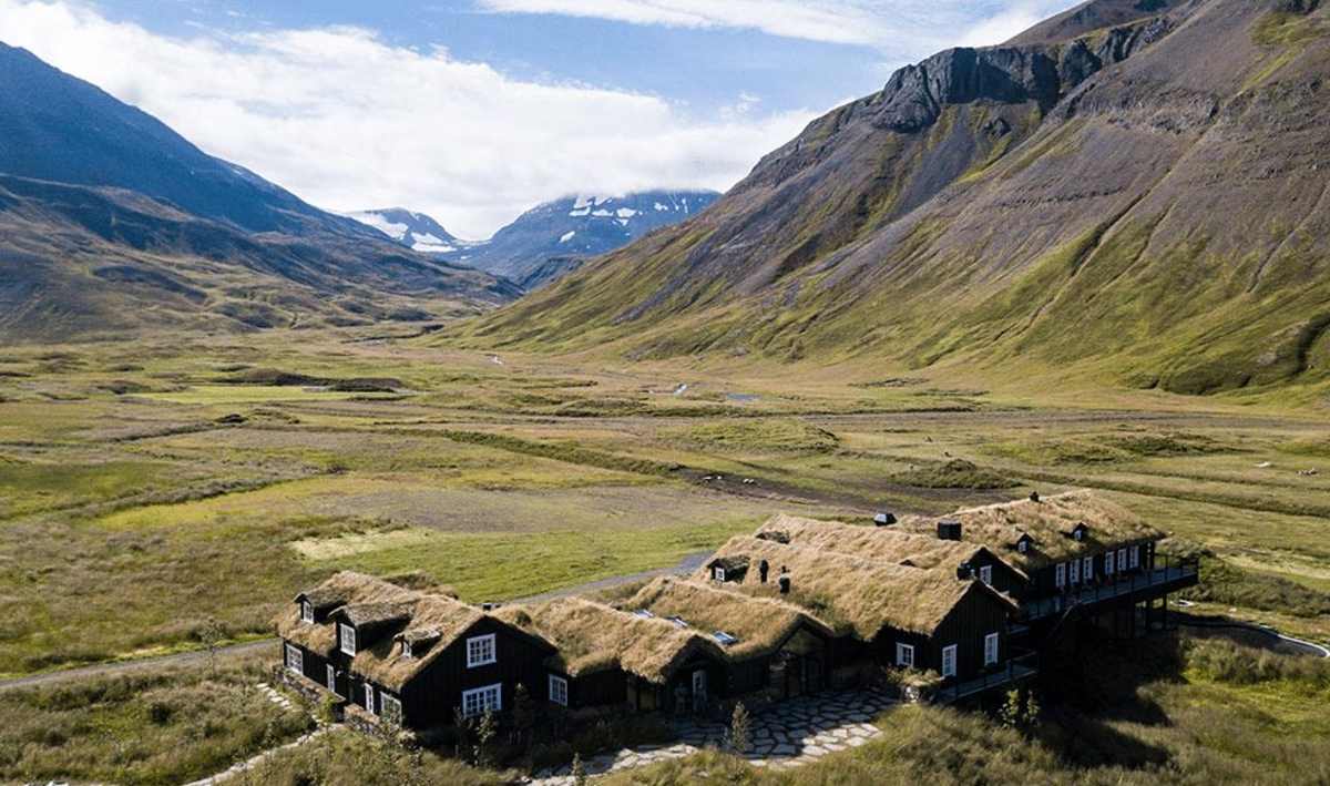Exclusive Iceland by Private Helicopter photo 3