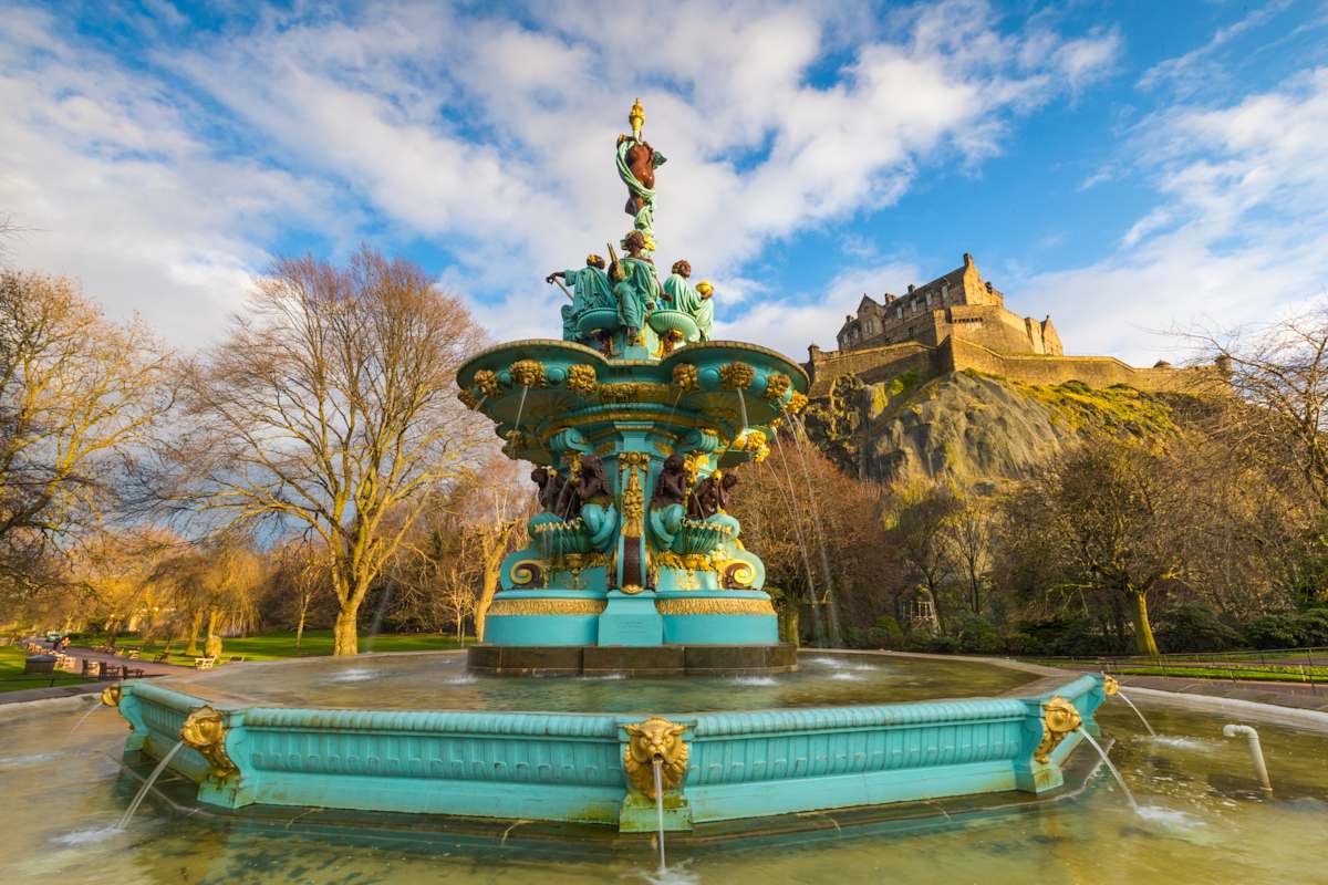 Scottish Summer Highlights: Edinburgh Military Tattoo & More photo 9