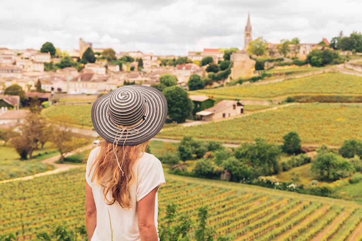 Eiffel Tower to Estate Wines: Burgundy & Bordeaux photo 1