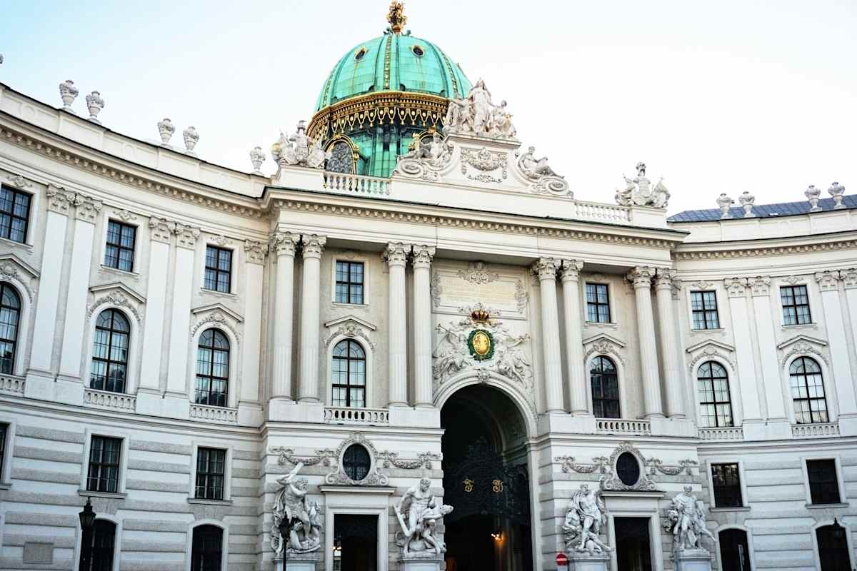 Austria Exclusive photo 1