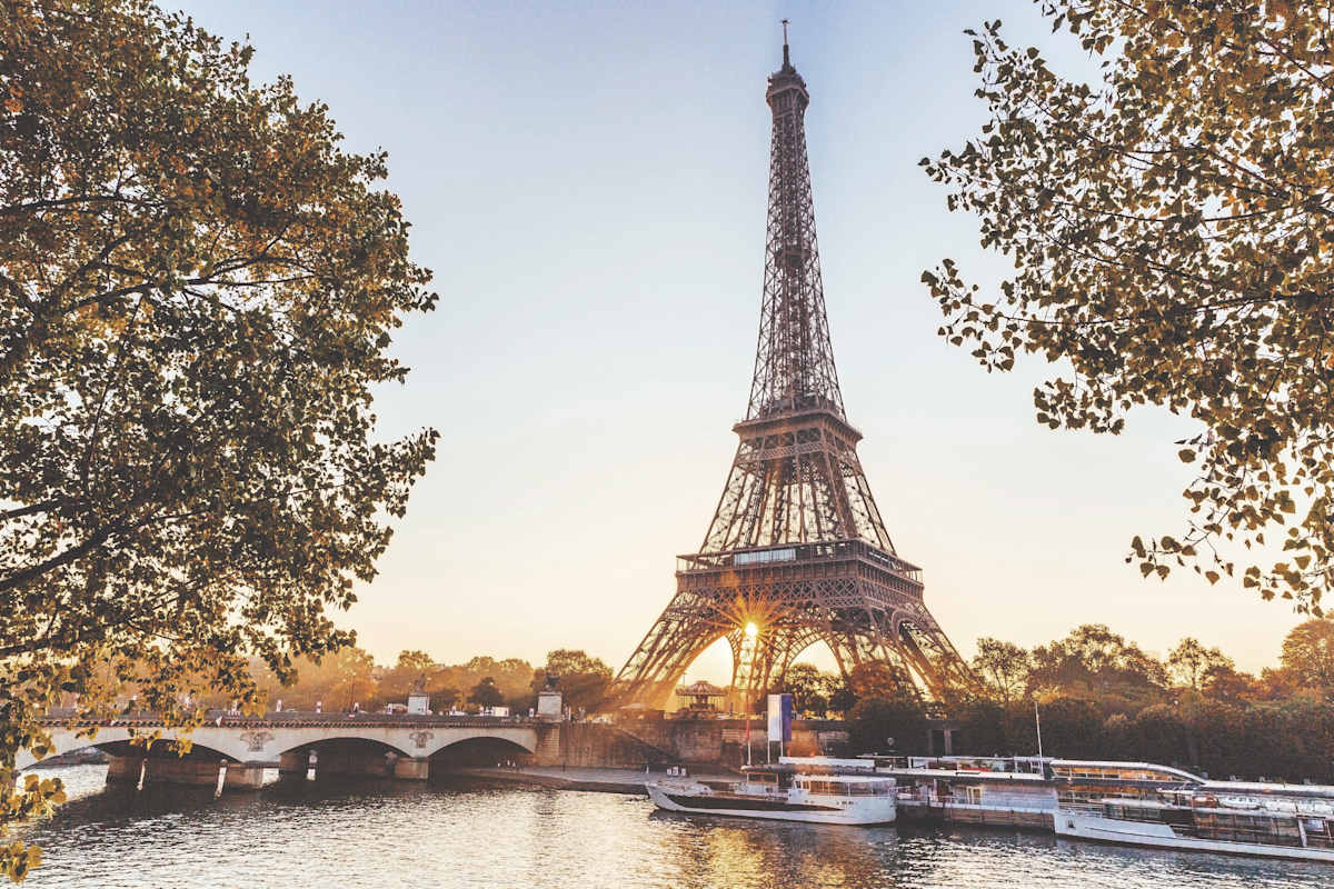 London, Paris & the Sensational Seine photo 1