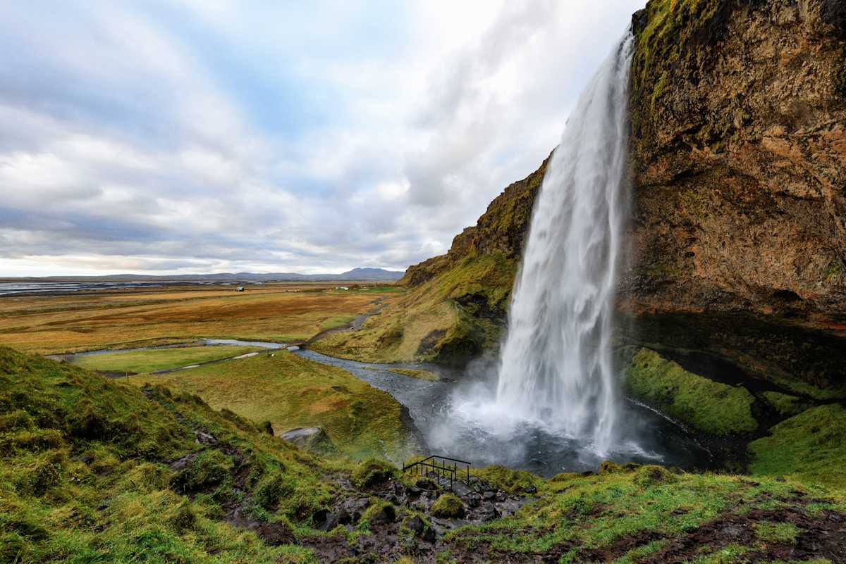 Iceland Volcanoes and Coast photo 5