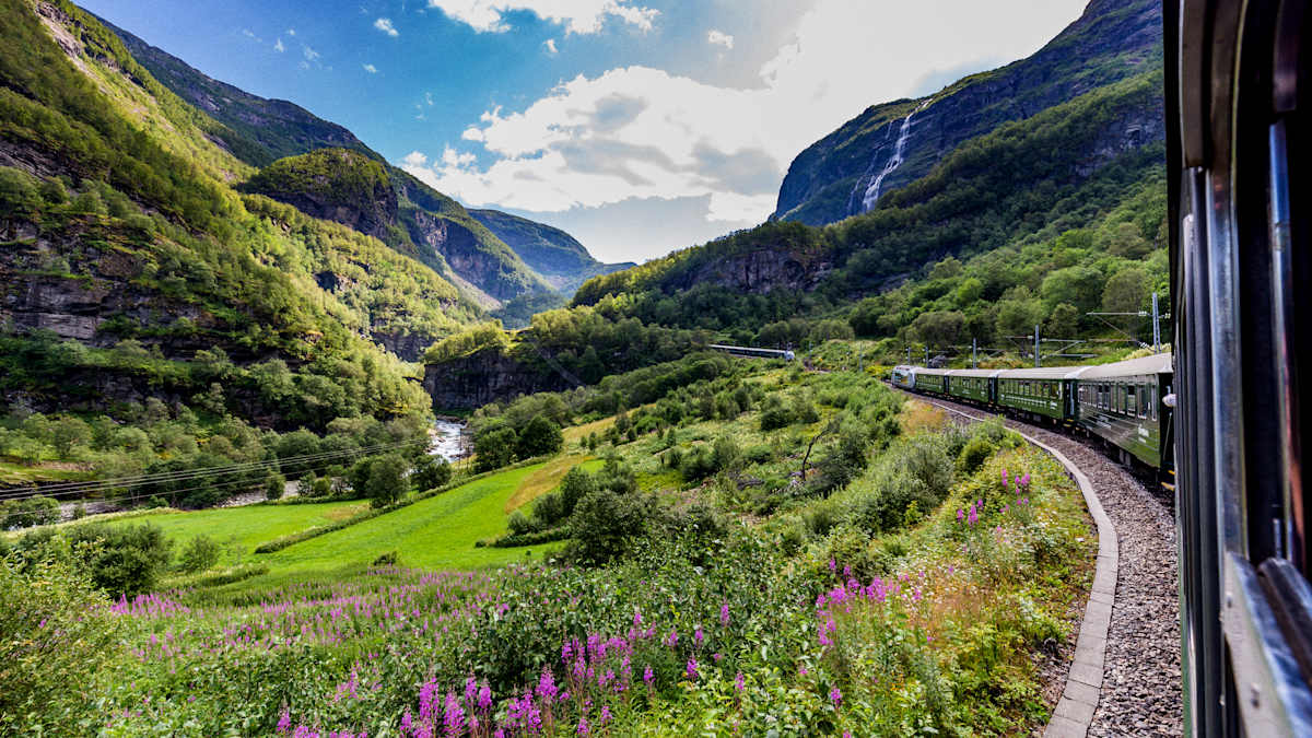 Best of Norway by Cruise & Rail photo 1
