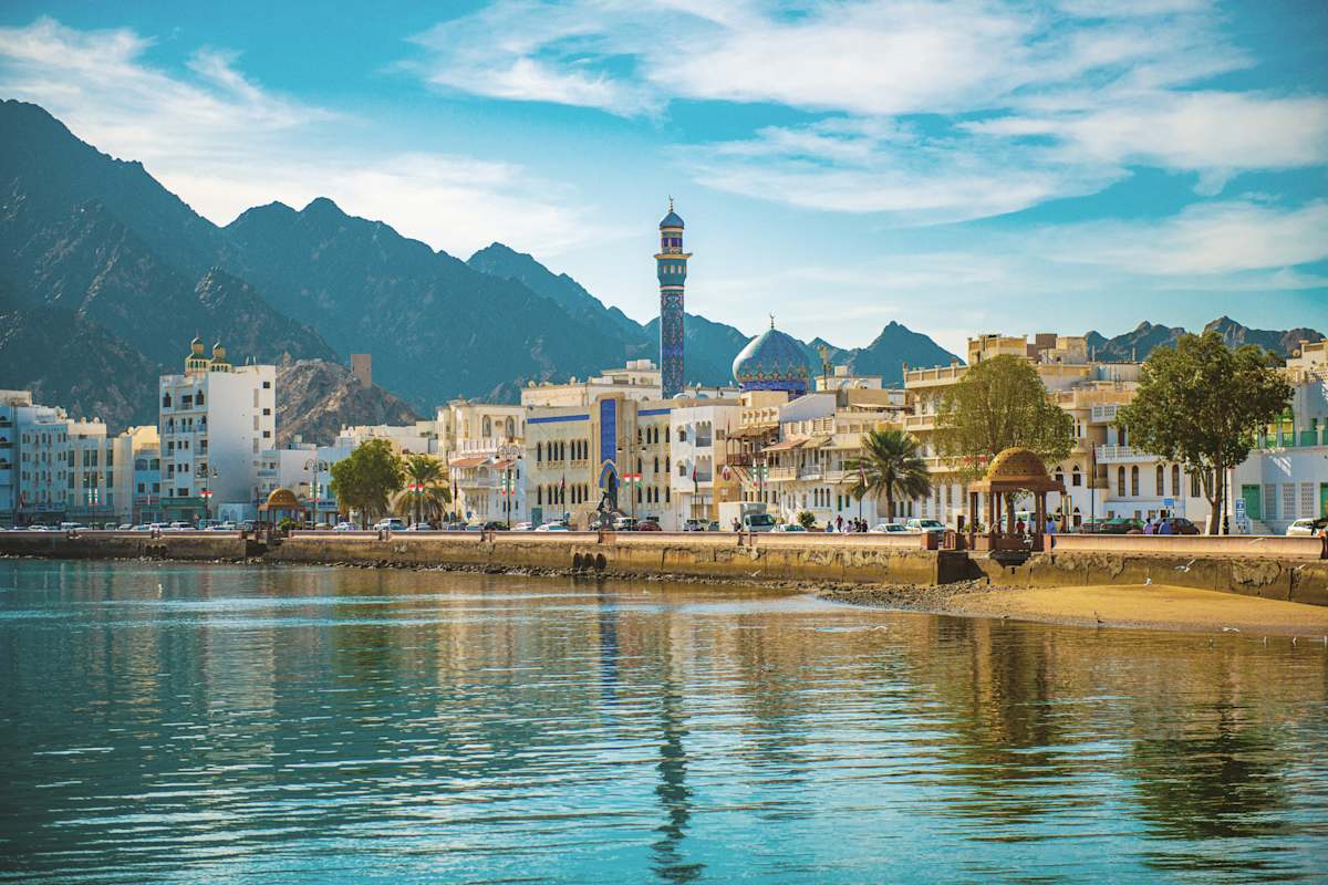 Pearls of Arabia: Abu Dhabi, Dubai, and Muscat  photo 2