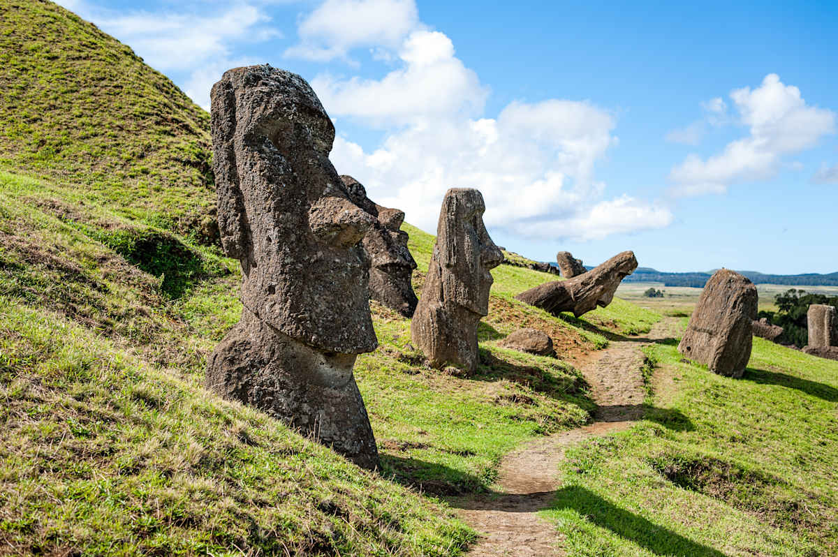 Easter Island: Mysteries of the Moai photo 5