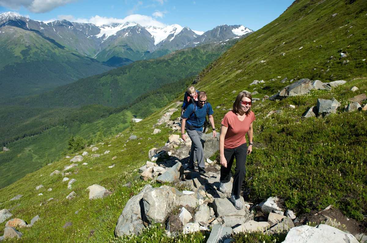 Alaska: Denali, Lakes & Glaciers photo 2
