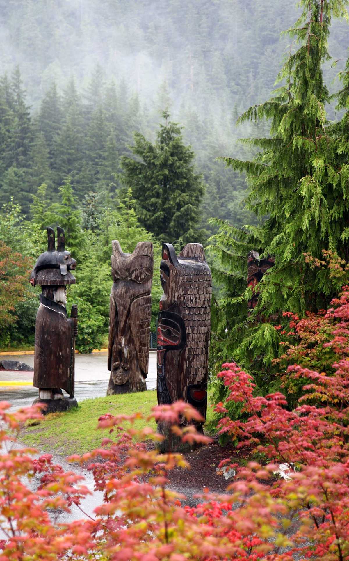Vancouver Highlights & Sailing Alaska's Inside Passage photo 2