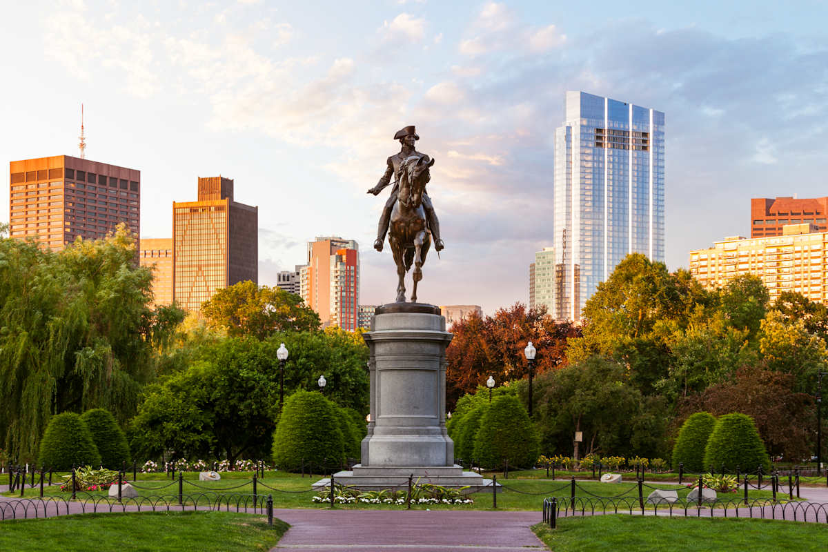 Boston Round-Trip Cruise: Canada to New England in Autumn photo 3