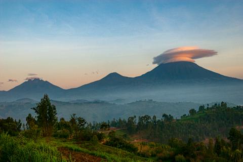 Uganda and Rwanda Gorilla Trekking photo 3