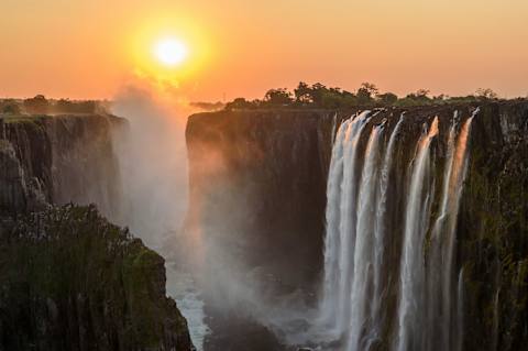 South Africa to Zimbabwe: Victoria Falls & Safari photo 1