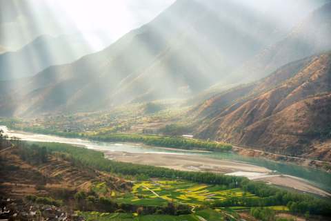 China & the Yangtze River in Style photo 3