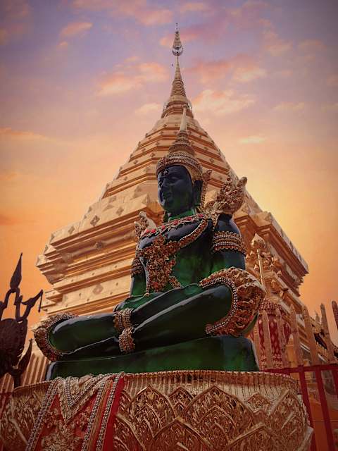 Iconic Thailand: A Luxury Escape photo 2