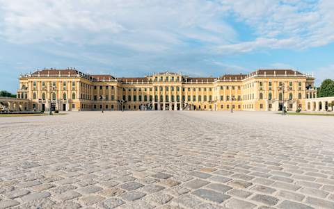 Austria Exclusive photo 3
