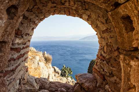 Peloponnese Uncovered: Mycenae to the Sea photo 3
