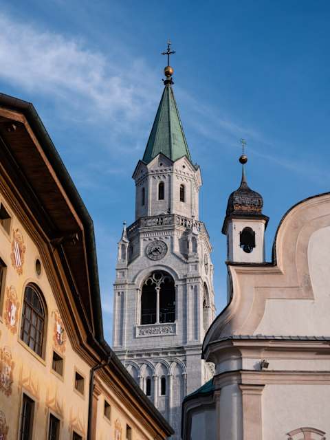 Ski Cortina: Queen of the Dolomites photo 2