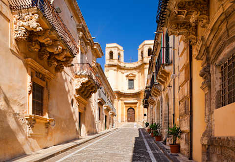 Sicily Highlights: Coastal Cities & Baroque Wonders photo 2