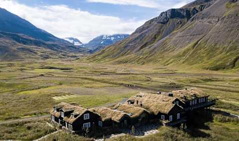Exclusive Iceland by Private Helicopter photo 3