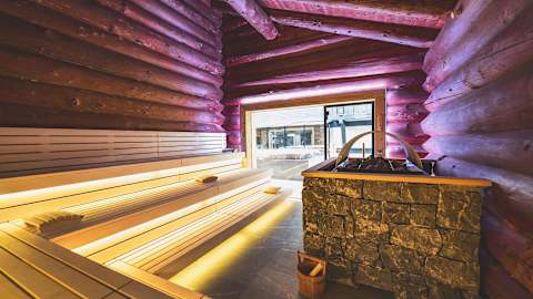 Swiss Alps Ski Vacation: Zermatt Resort photo 4