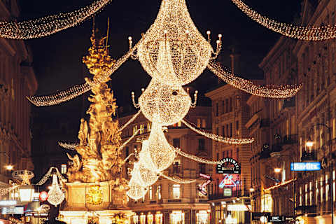 Christmastime Cruise on the Danube photo 1