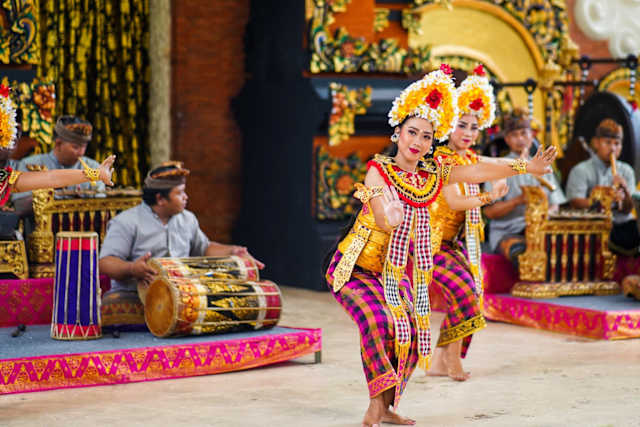 Exclusive Indonesia: Java, Bali & Sumba Island photo 3