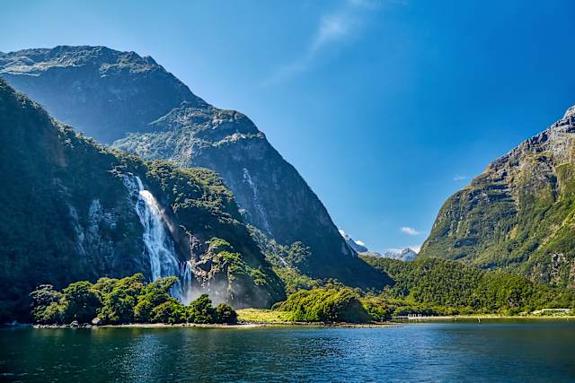New Zealand & Fiji Discovery photo 4