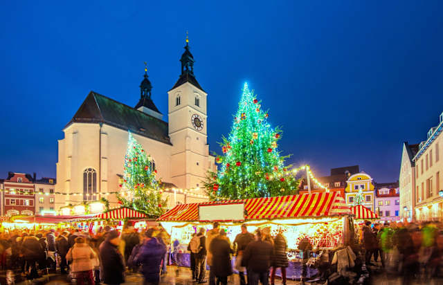 Christmas Markets Along the Danube photo 2