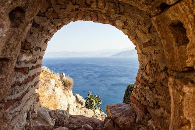 Peloponnese Uncovered: Mycenae to the Sea photo 3