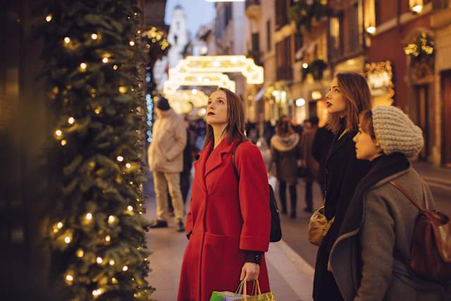 Roman Holiday: Season of Light photo 3
