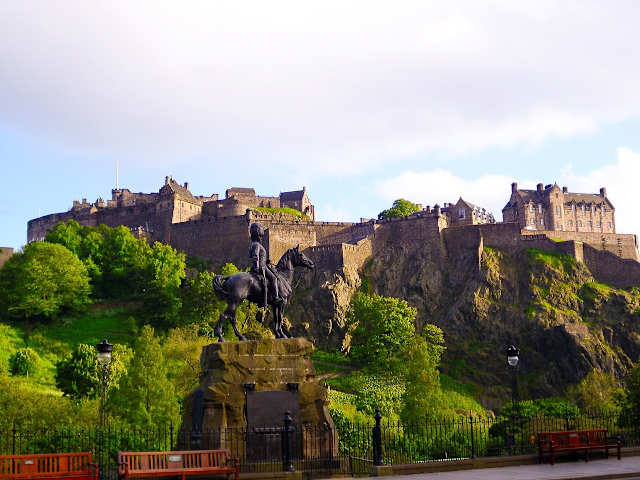 British Isles Luxury Cruise & London's Best photo 2