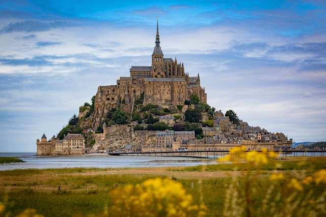 Northern France Gems: Castles & Coastlines photo 1