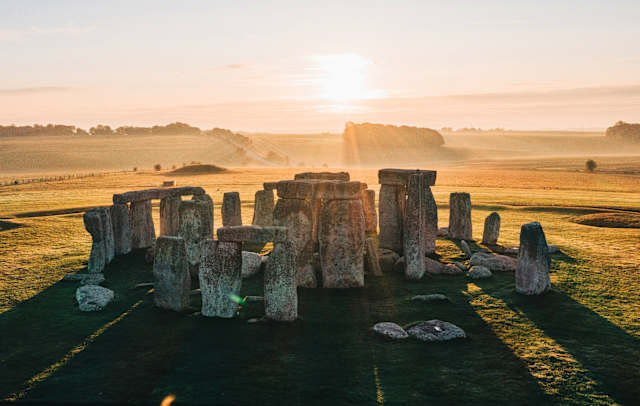 Heart of England: London, Bath & Stonehenge photo 1