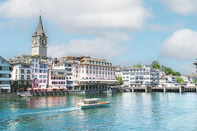 Signature Switzerland photo 1