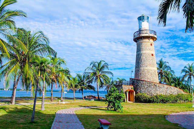 Complete Colombia: Culture, Coffee & Coastline photo 3