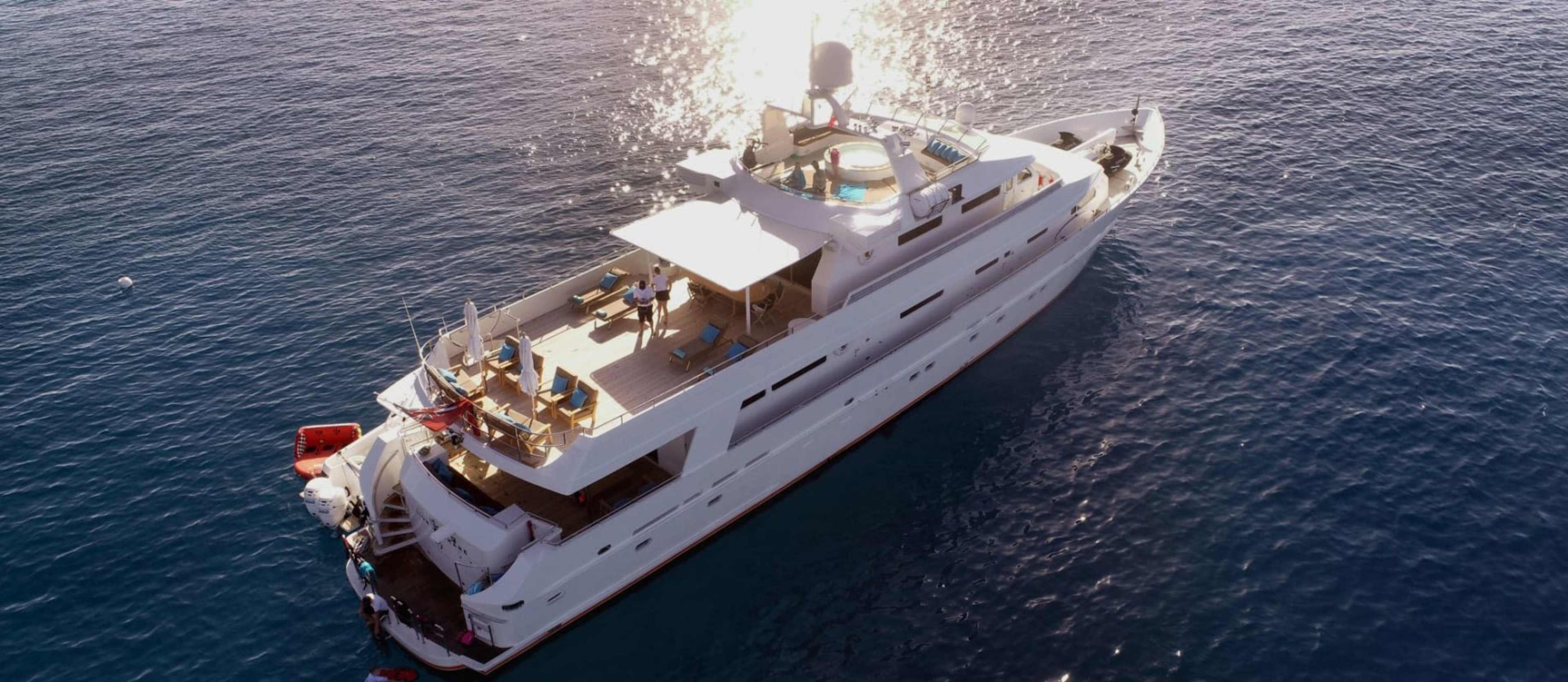 Kensington Yacht: See the World from a New Perspective