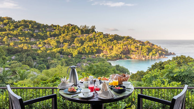 In Villa Dining