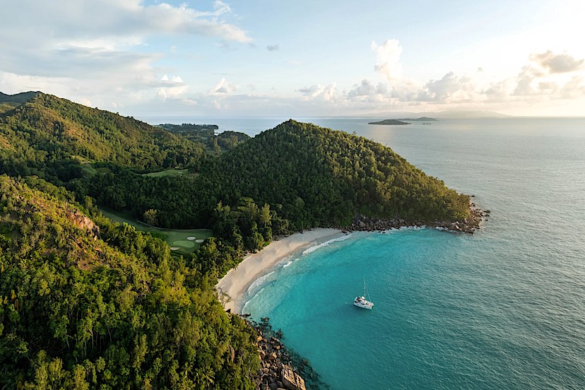 MAHE TO PRASLIN