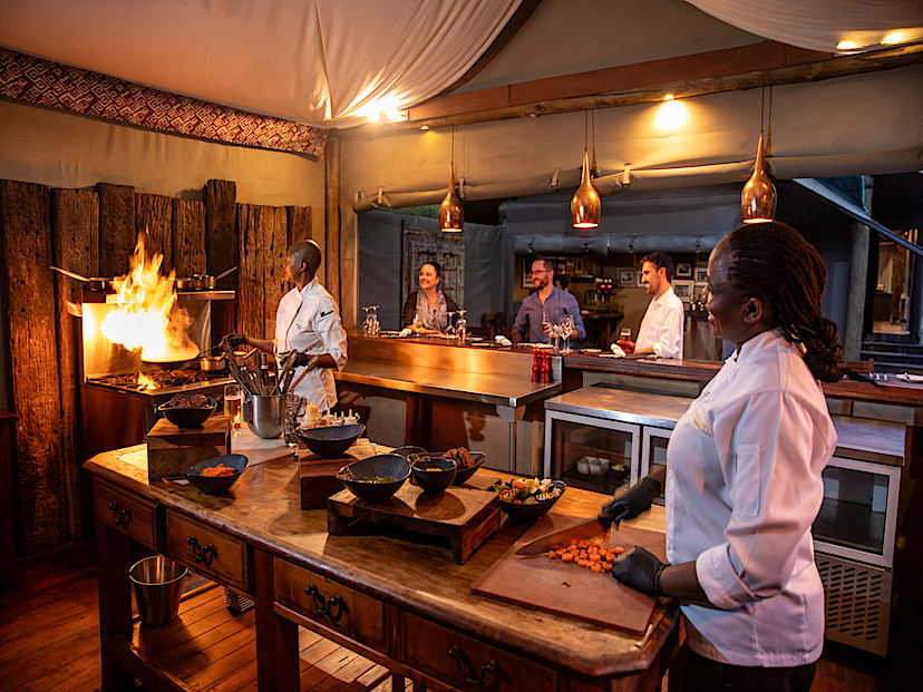 Dining at Duba Plains