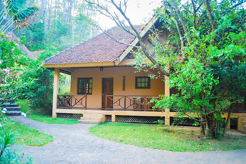 Vakona Forest Lodge