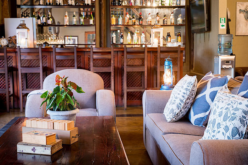 Kambaku Safari Lodge