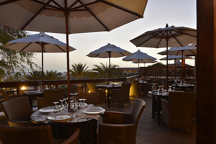 Terrace Lounge & Dining