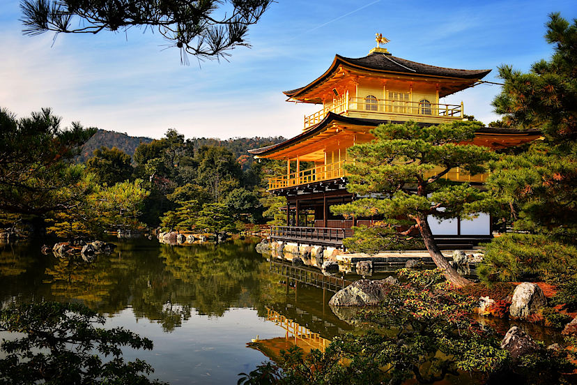 Kinakuji Pagoda