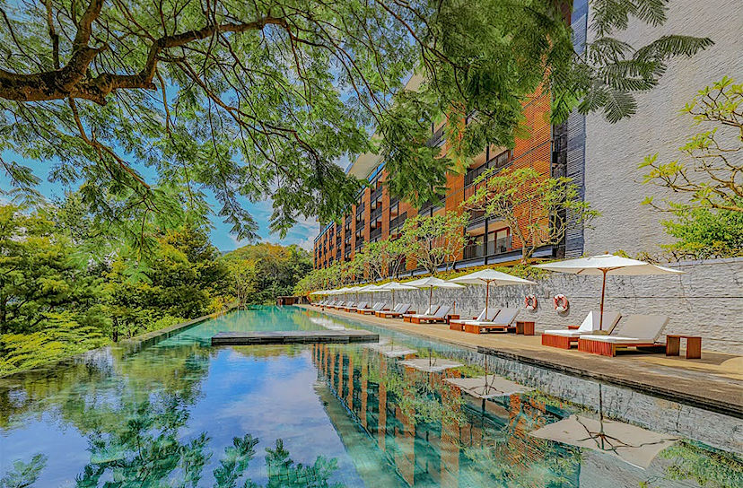 Infinity Pool
